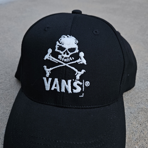 Vintage Vans Warped Tour '06 Skull & Bones Hat - Picture 2 of 7